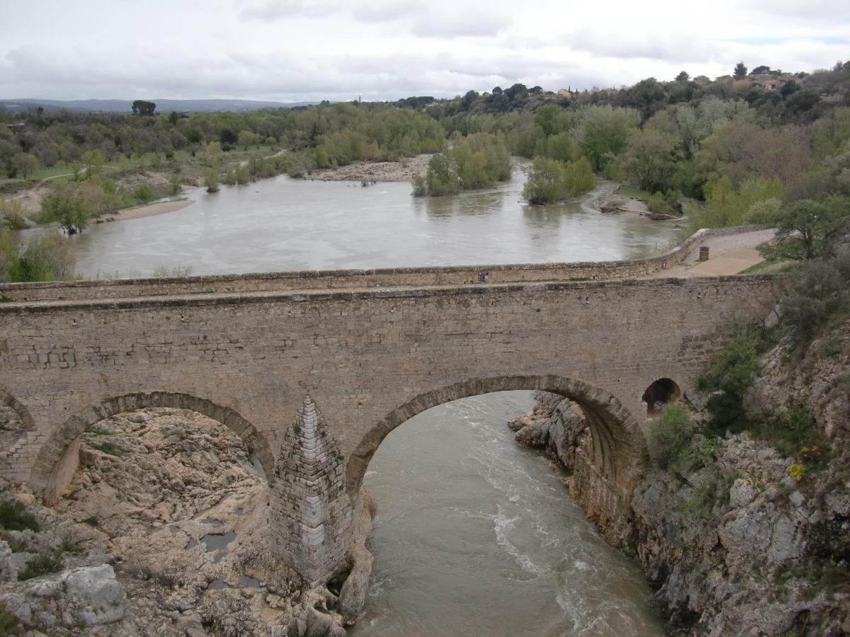 Gite De La Tour Saint-Guilhem-le-Desert Exterior photo